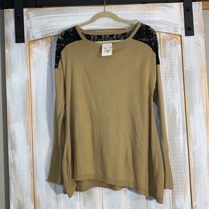 Queen Collection Lace Accent  long sleeve Sweater